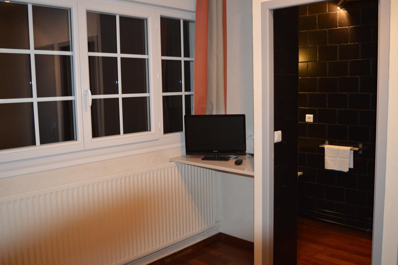 Hôtel La Maison D'Hoursentut à Campan Extérieur photo